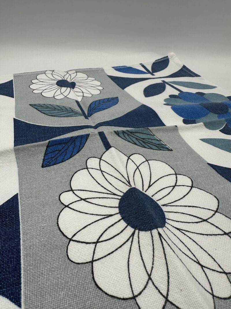 Tissu vintage années 70 motif fleur rétro – Image 9