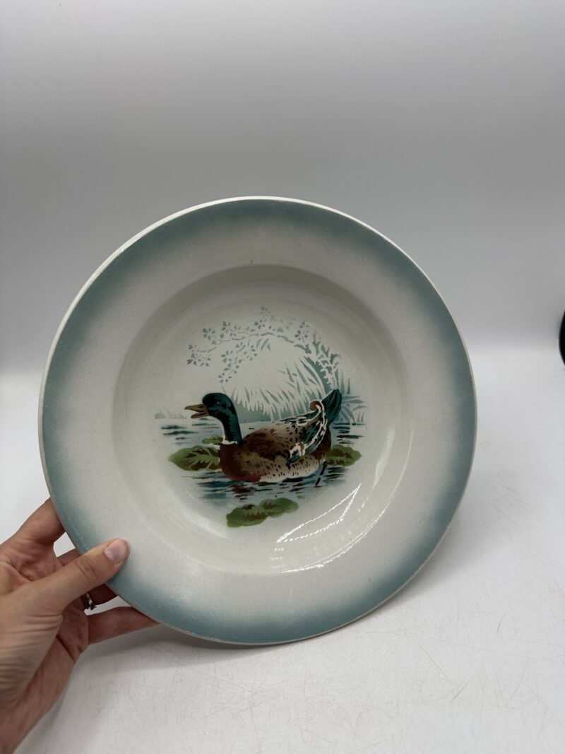 Ancien plat creux Saint Amand canard – Image 5