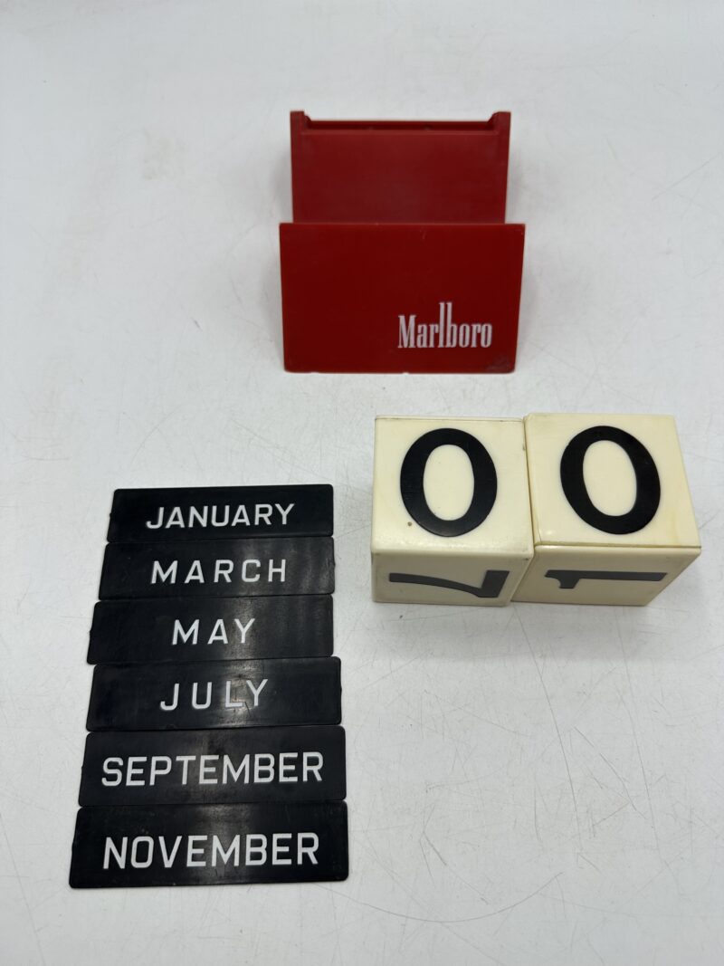 Calendrier perpétuel publicitaire Marlboro vintage – Image 8