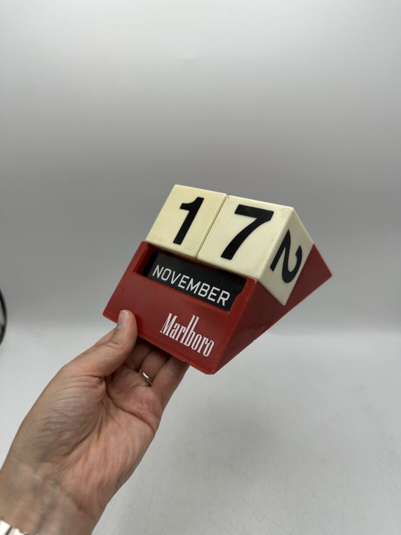 Calendrier perpétuel publicitaire Marlboro vintage – Image 7