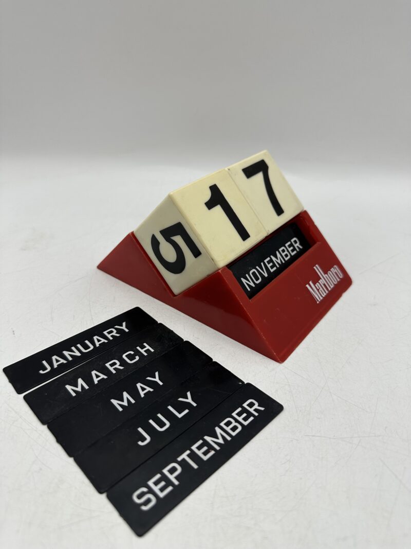 Calendrier perpétuel publicitaire Marlboro vintage – Image 5