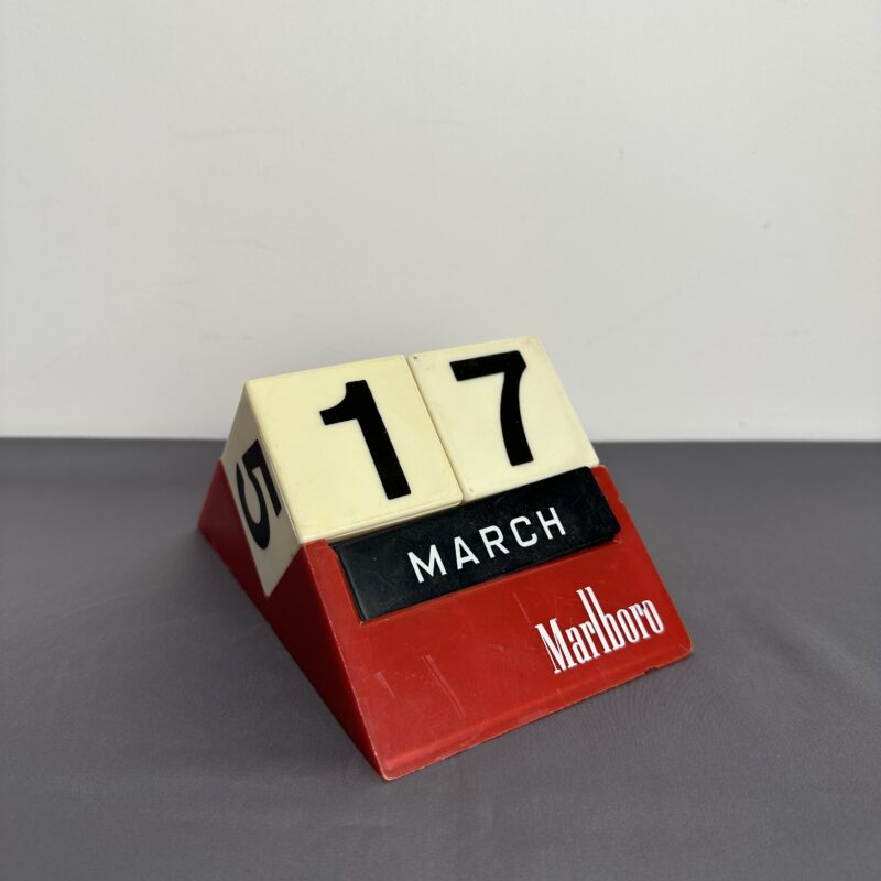 Calendrier perpétuel publicitaire Marlboro vintage