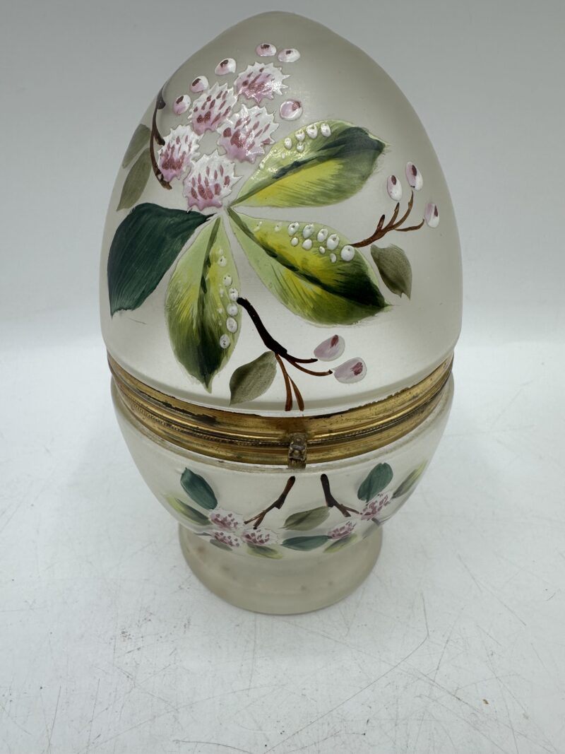 Ancienne boite œuf en verre soufflé décor floral – Image 5