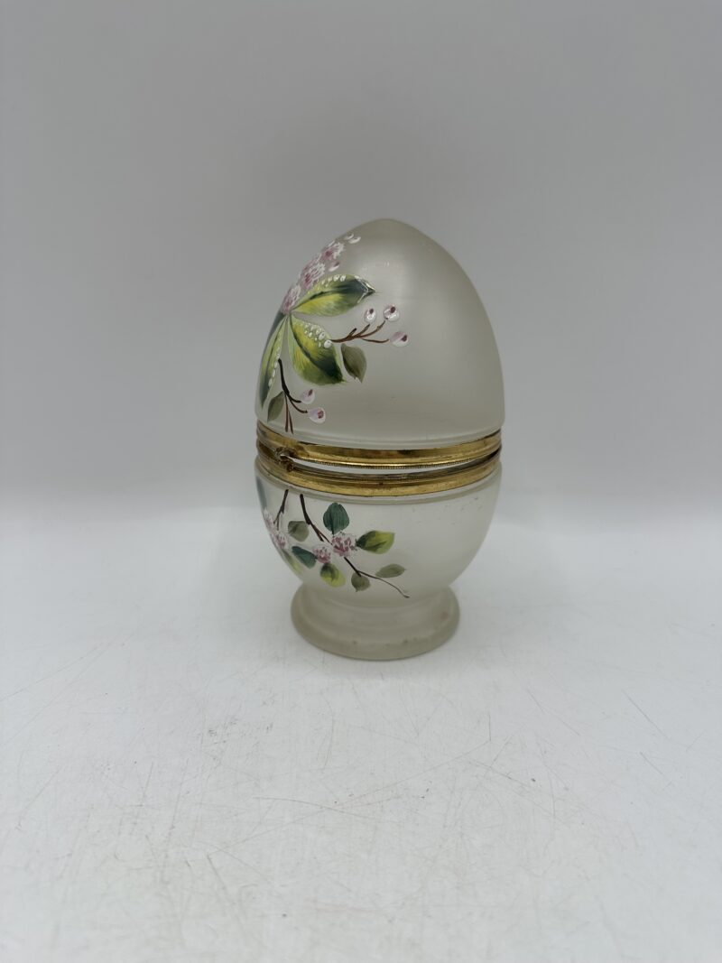 Ancienne boite œuf en verre soufflé décor floral – Image 9