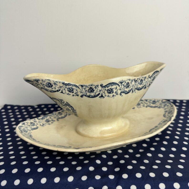 Saucière porcelaine opaque de Gien en terre de fer Biarritz