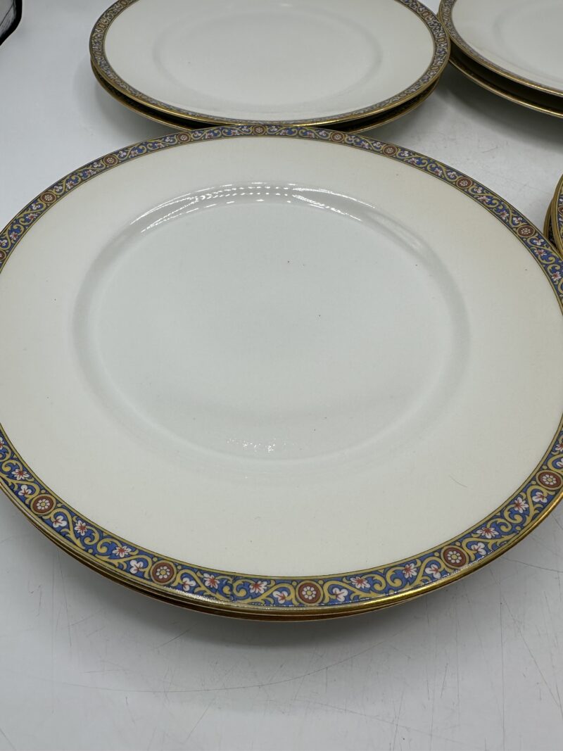 Lot de 8 assiettes Vignaud porcelaine de Limoges – Image 8