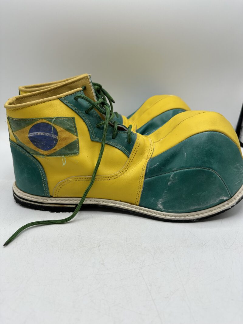 Paire de chaussures de clown vintage Brésil – Image 4