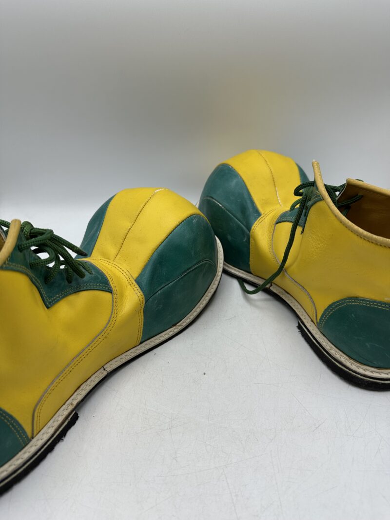 Paire de chaussures de clown vintage Brésil – Image 6