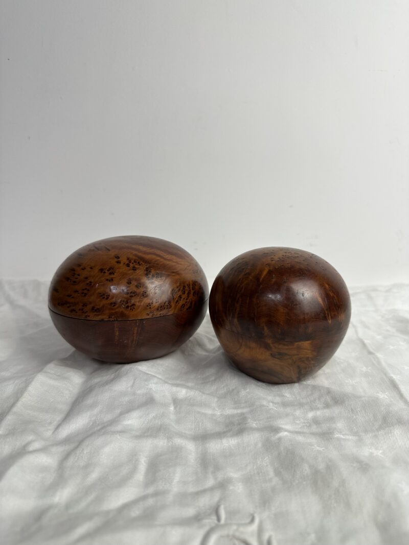Ensemble de deux boites rondes anciennes en bois