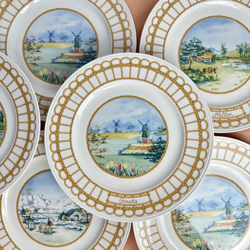 Ensemble 7 assiettes anciennes Corbeille Villeroy et Boch