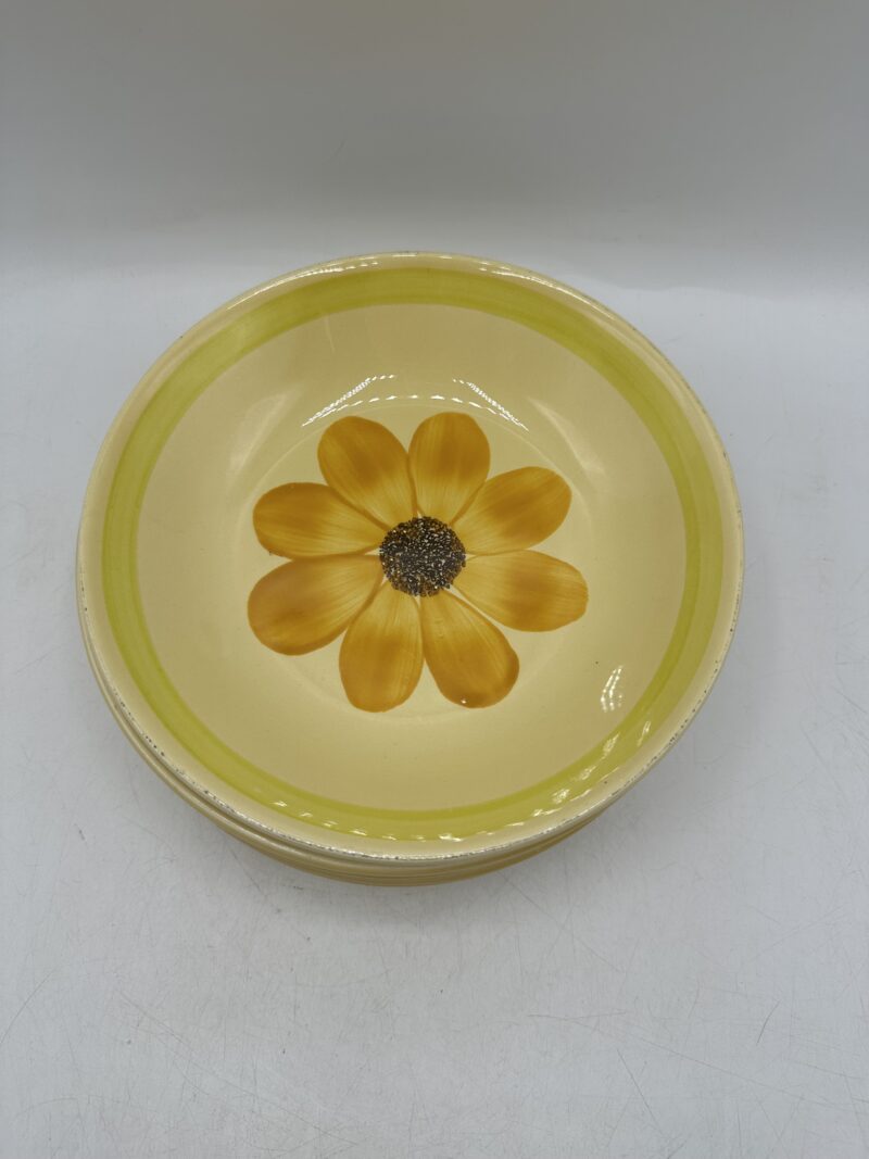 Ensemble 6 assiettes creuses Gien tournesol vintage – Image 3
