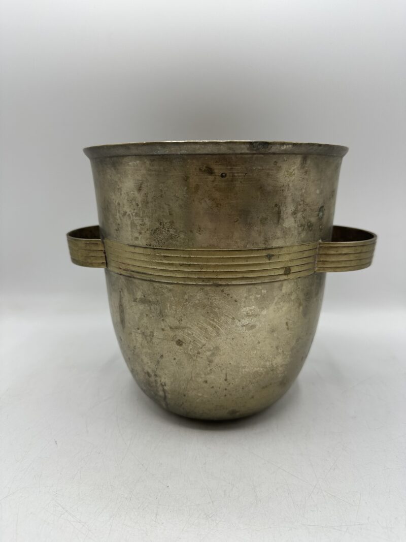 Ancien seau à champagne sur pieds en laiton – Image 2