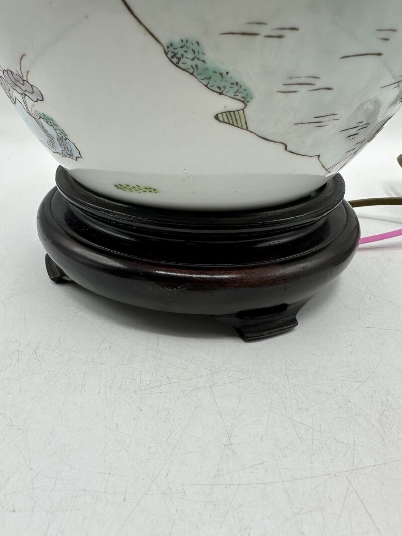 Ancienne lampe chinoise en porcelaine XXe siècle – Image 10
