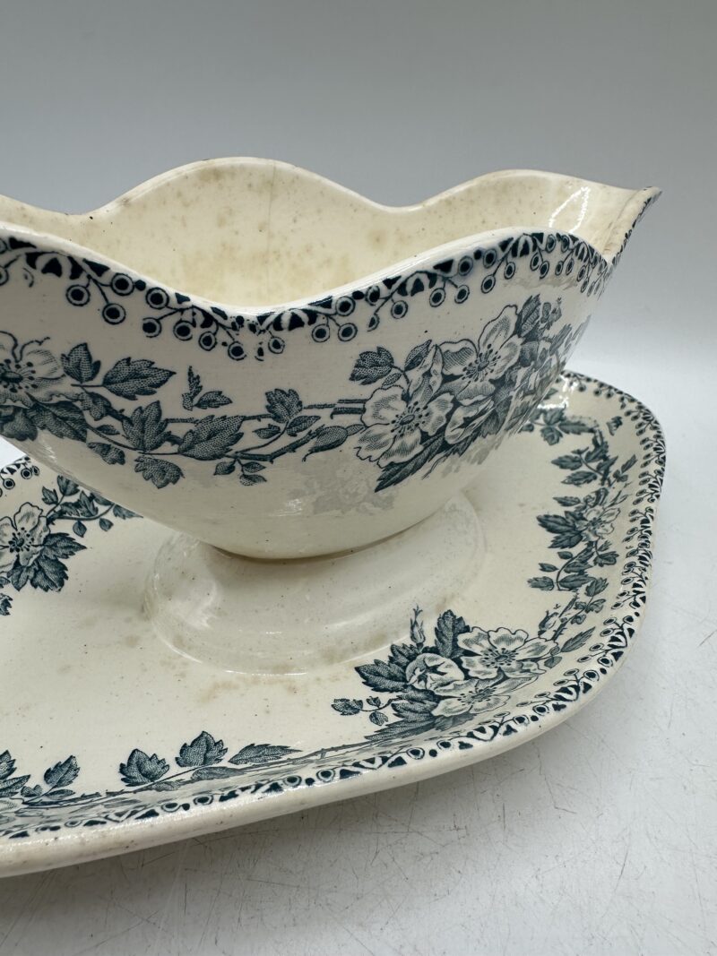Ancienne saucière en Terre de fer – Image 7