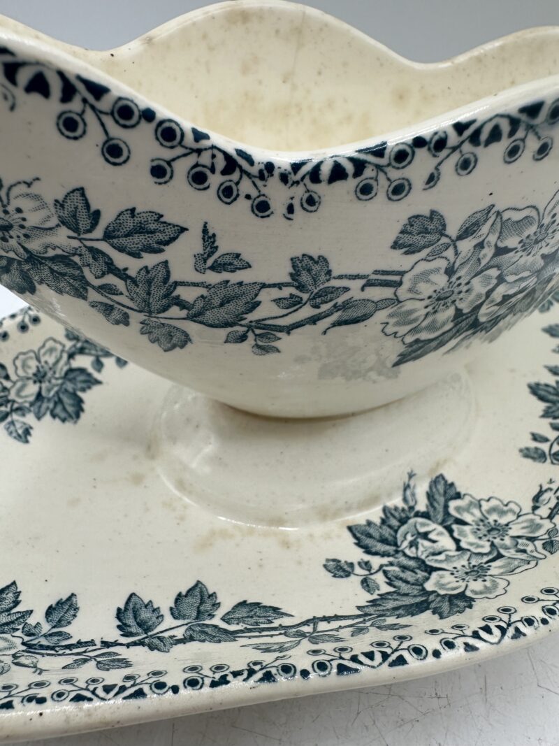 Ancienne saucière en Terre de fer – Image 8