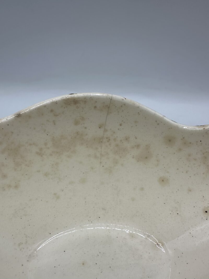 Ancienne saucière en Terre de fer – Image 9