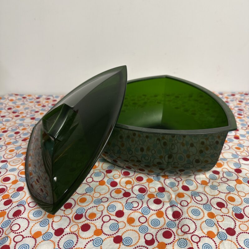 Plat Tupperware vert Lotus