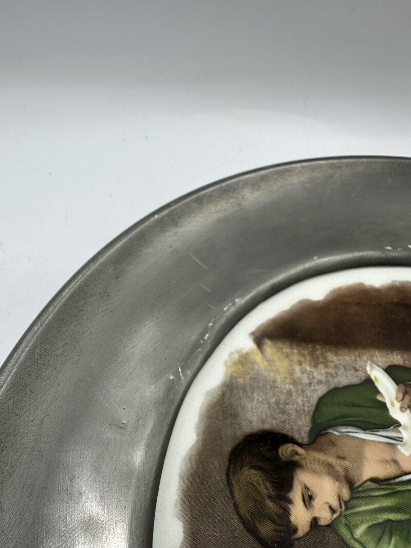 Assiette décorative en étain – Image 7