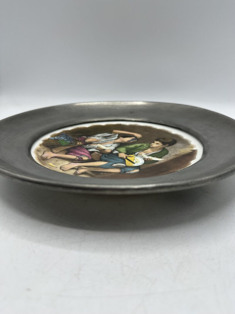 Assiette décorative en étain – Image 11