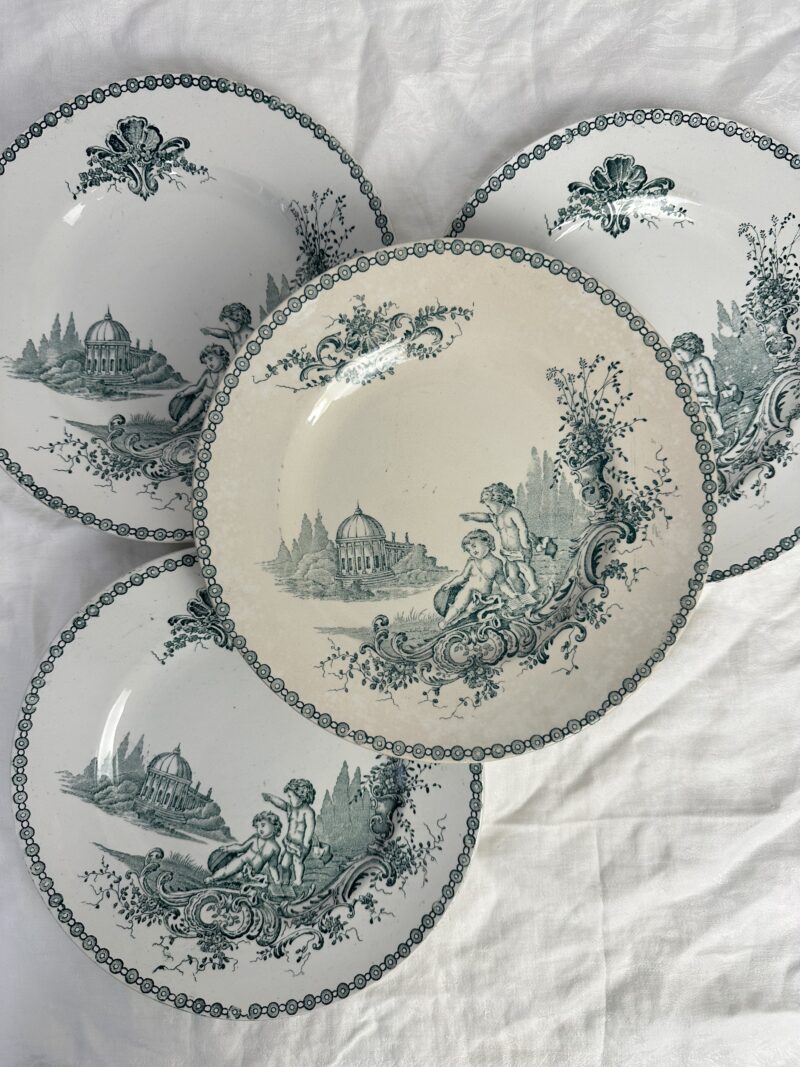 Assiettes Saint Amand Trianon