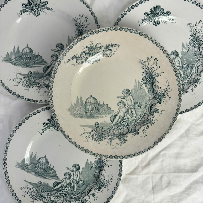 Assiettes Saint Amand Trianon