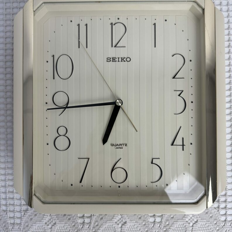 Horloge murale Seiko vintage
