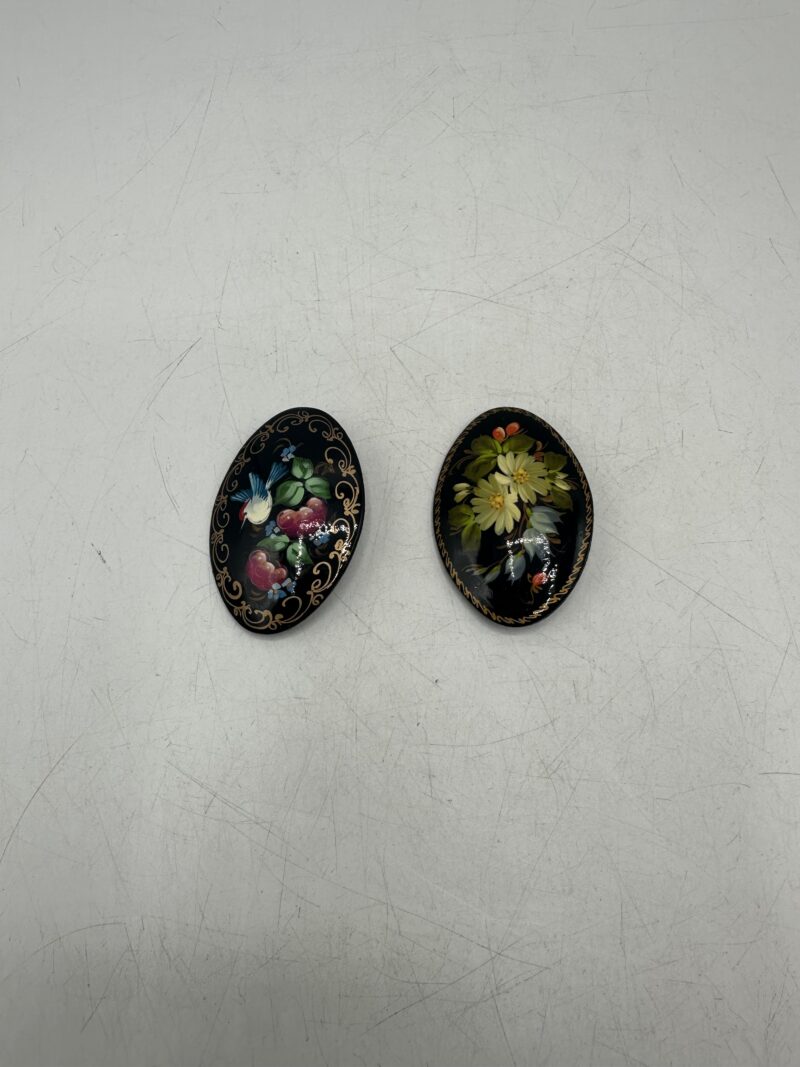 Duo broches en bois laquées – Image 2