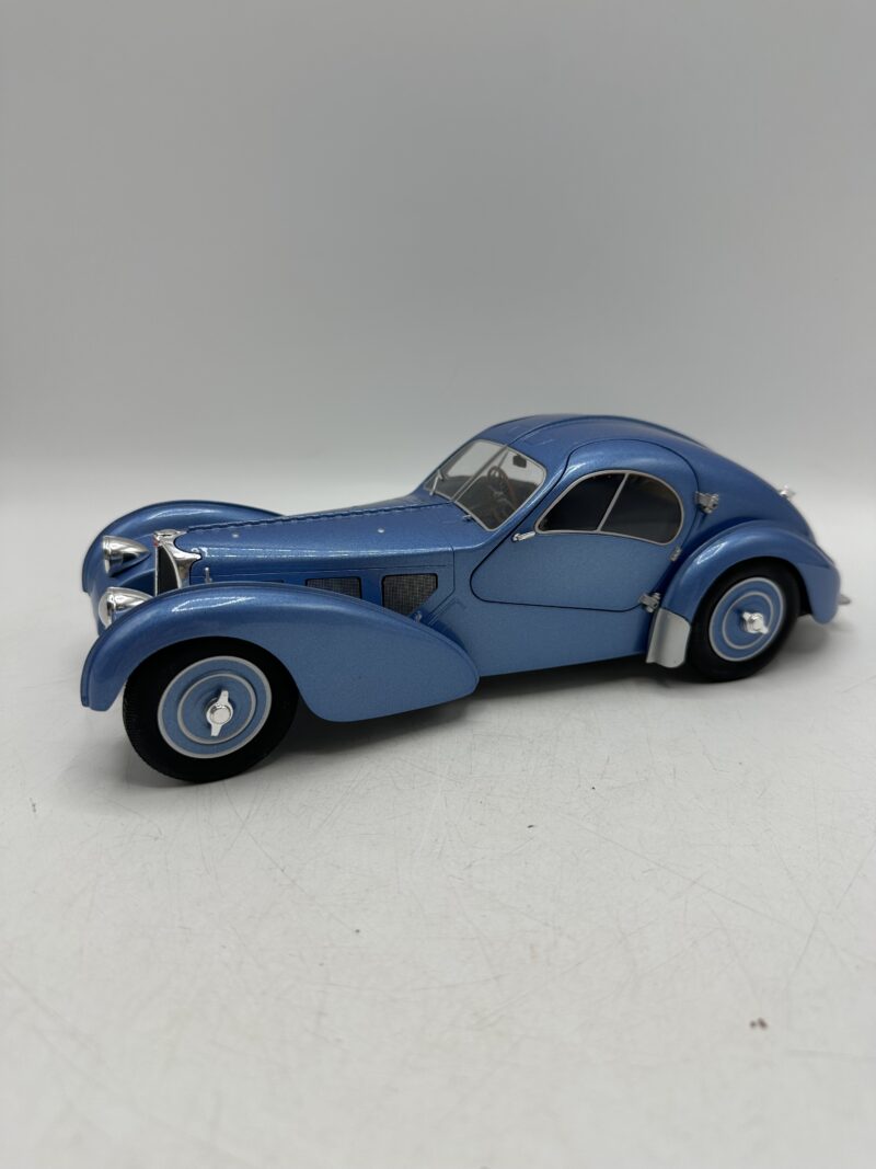 Solido Bugatti Type 57 SC Atlantic 1/18 – Image 2