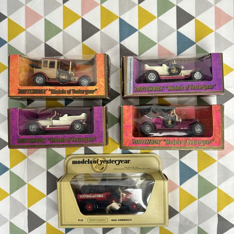 5 voitures Matchbox miniatures