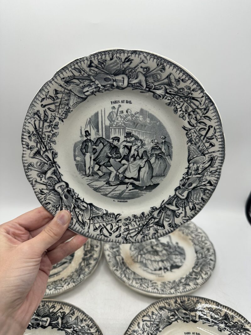Assiettes Choisy Le Roi "Paris au bal" – Image 3