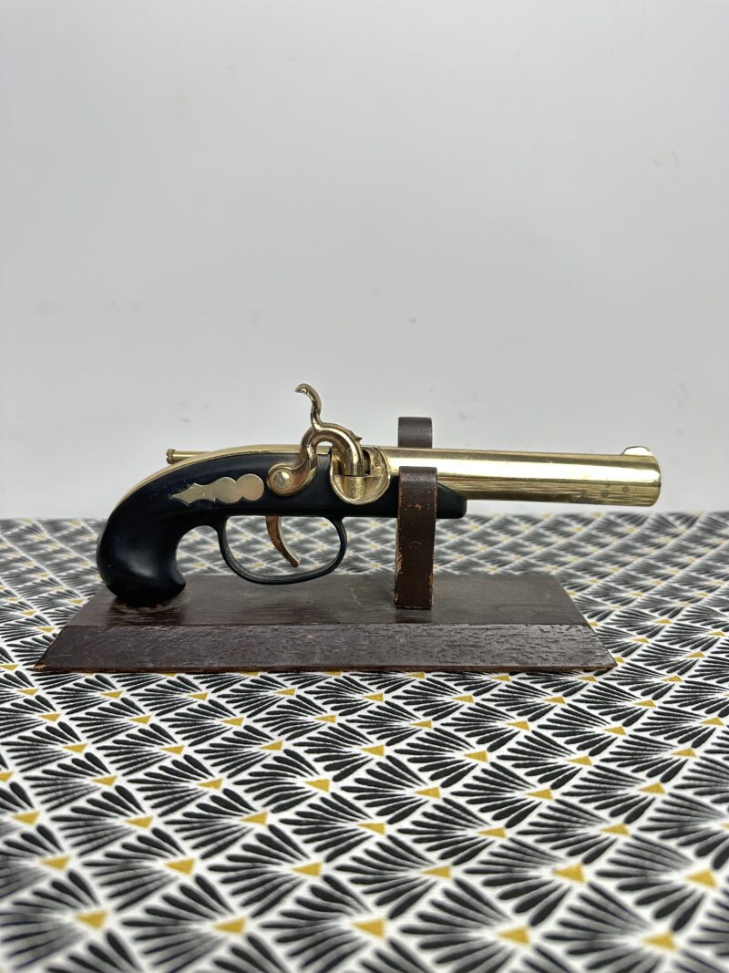 Ancien pistolet briquet vintage