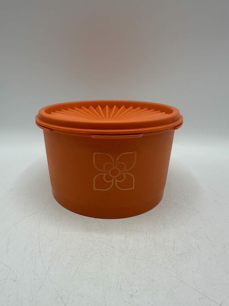 Tupperware Orange Color Petit tupperware vintage orange - Ressourcerie Histoires Sans Fin