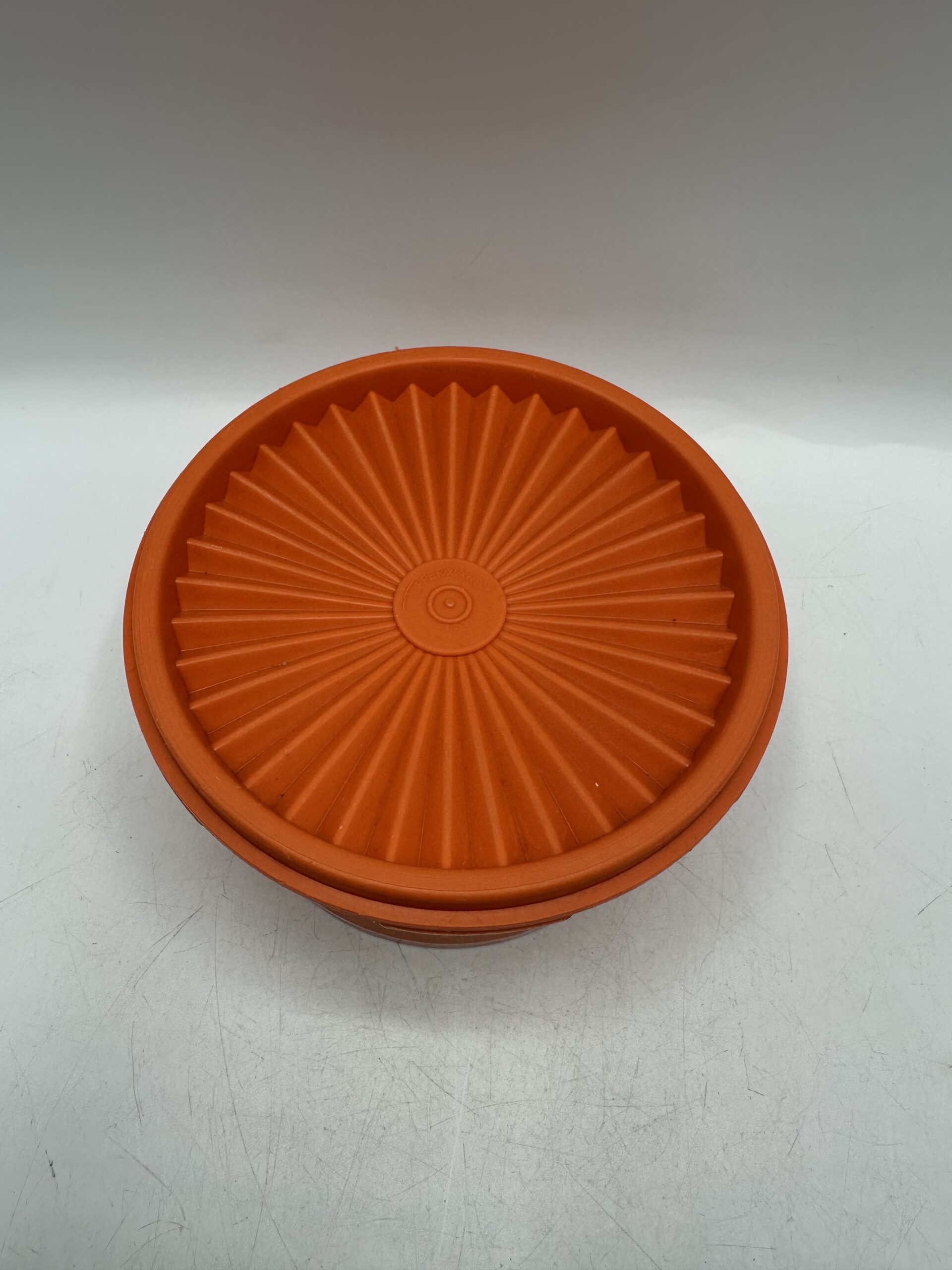 Petit tupperware vintage orange – Image 4