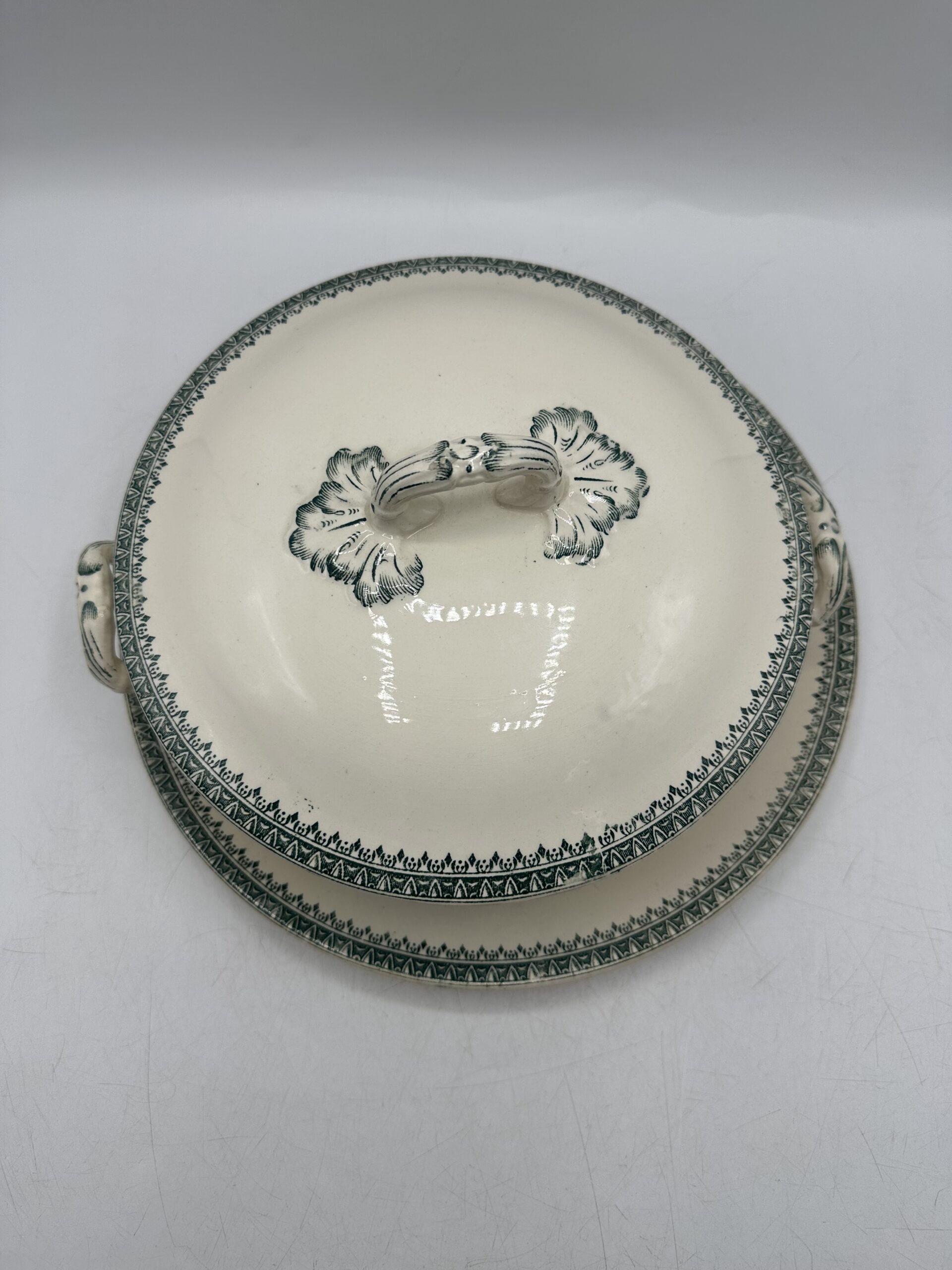 Soupière et plat Creil et Montereau Labrador – Image 2