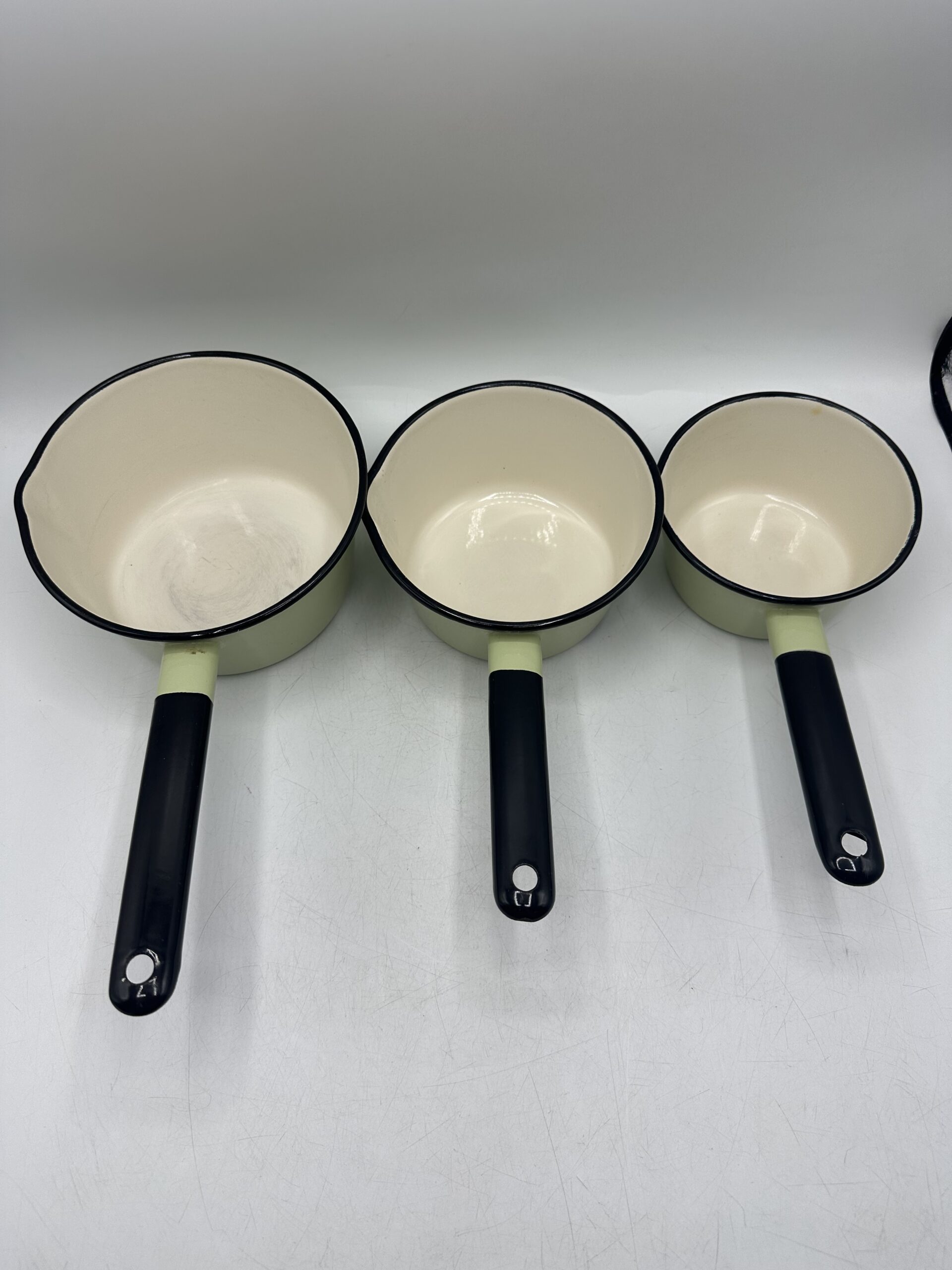 3 casseroles émaillées vert d’eau vintage – Image 4