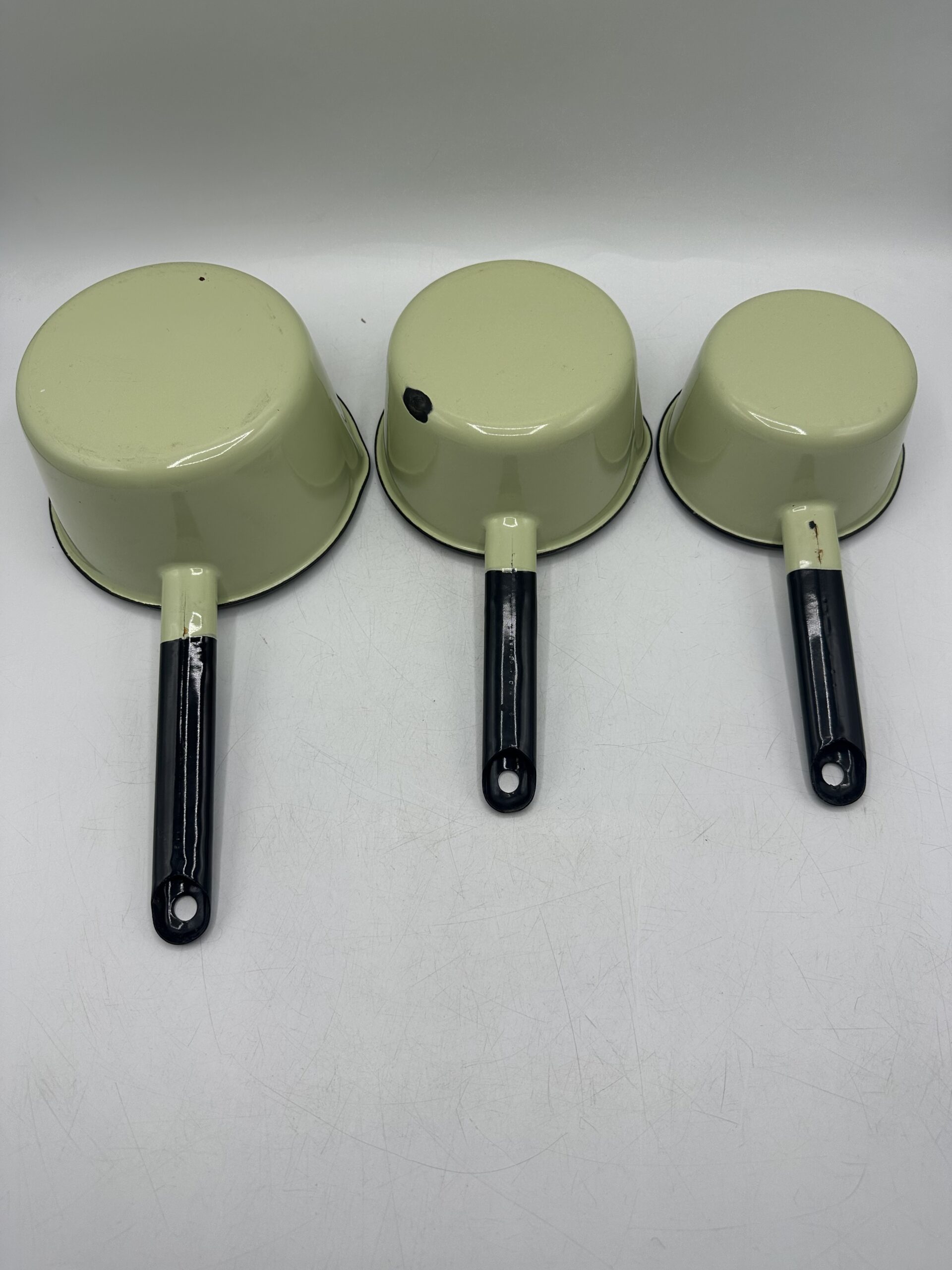 3 casseroles émaillées vert d’eau vintage – Image 5