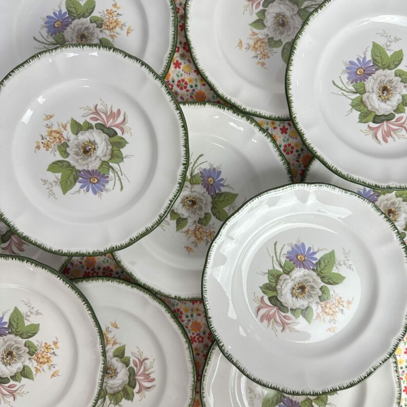 12 assiettes à dessert Lunéville