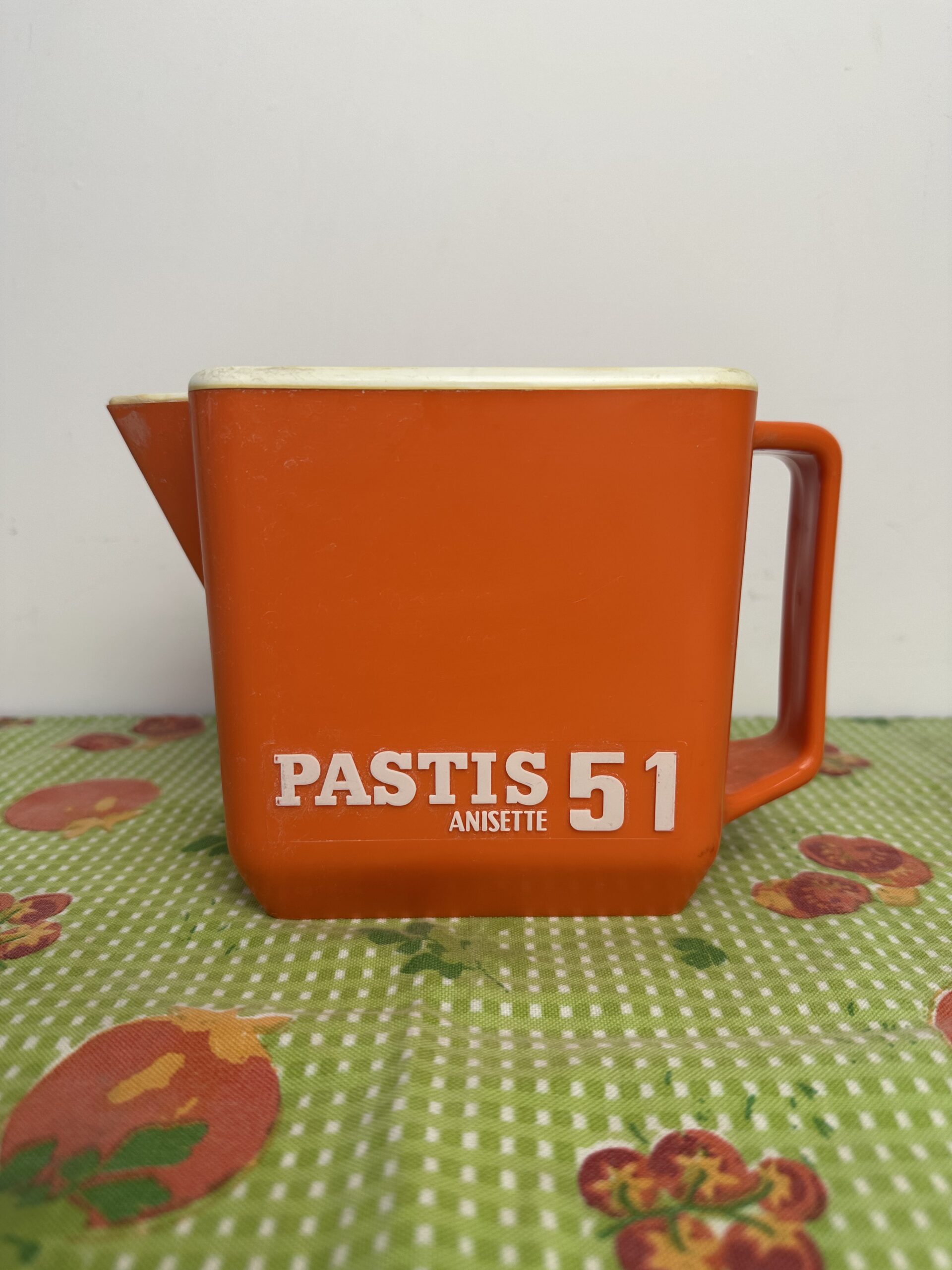 Pichet Pastis 51 vintage orange