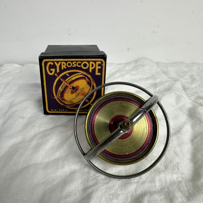Ancien gyroscope vintage M.W. Paris