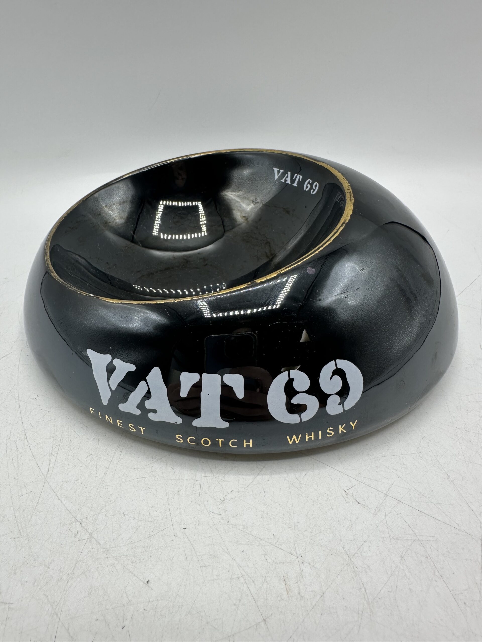 Cendrier Gien VAT 69 Whisky – Image 6