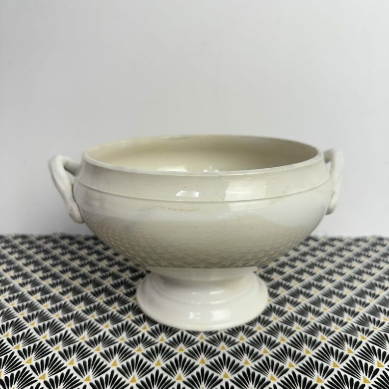 Soupière ancienne Creil et Montereau