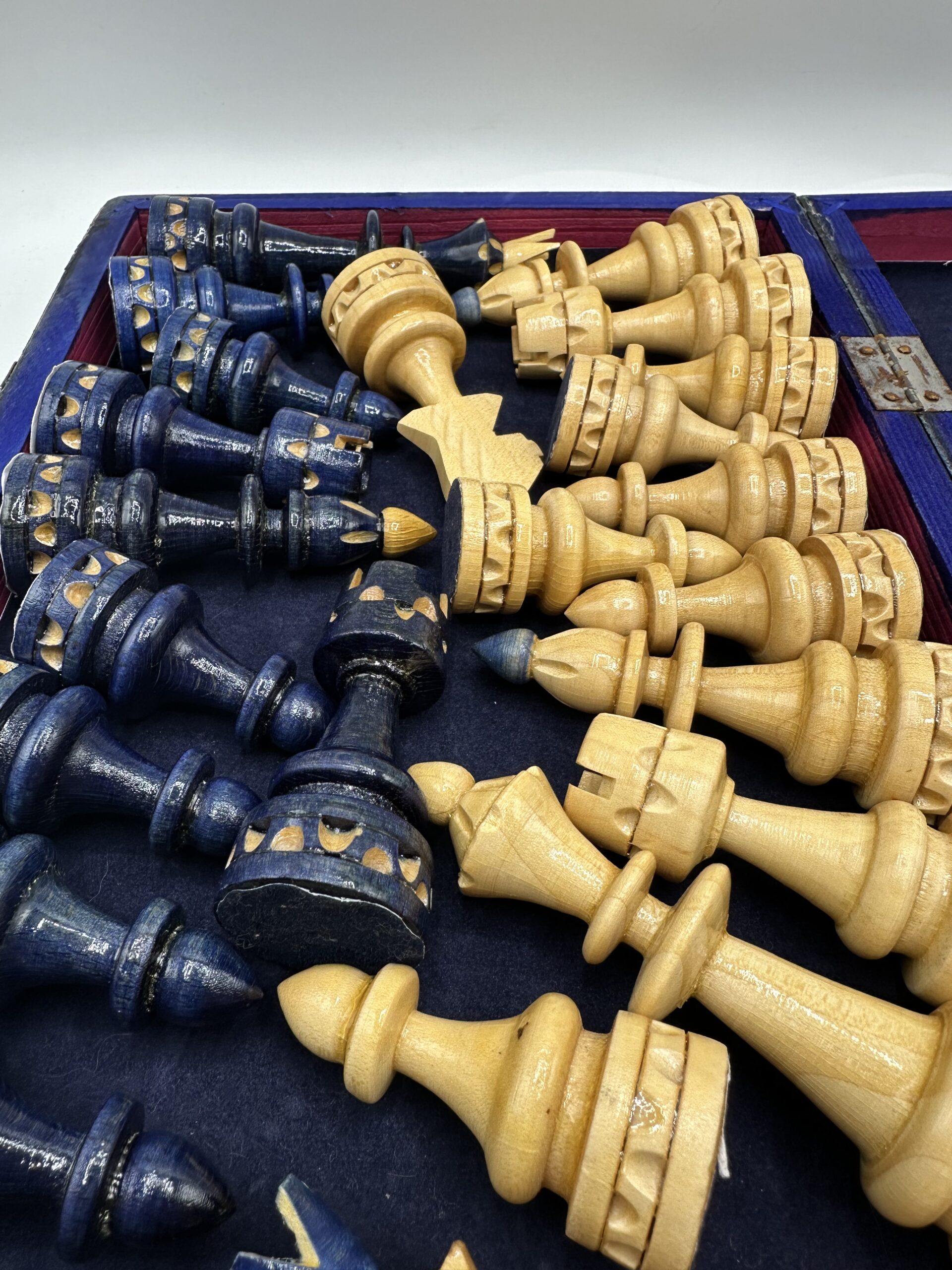 Jeu d'échecs en bois vintage – Image 7