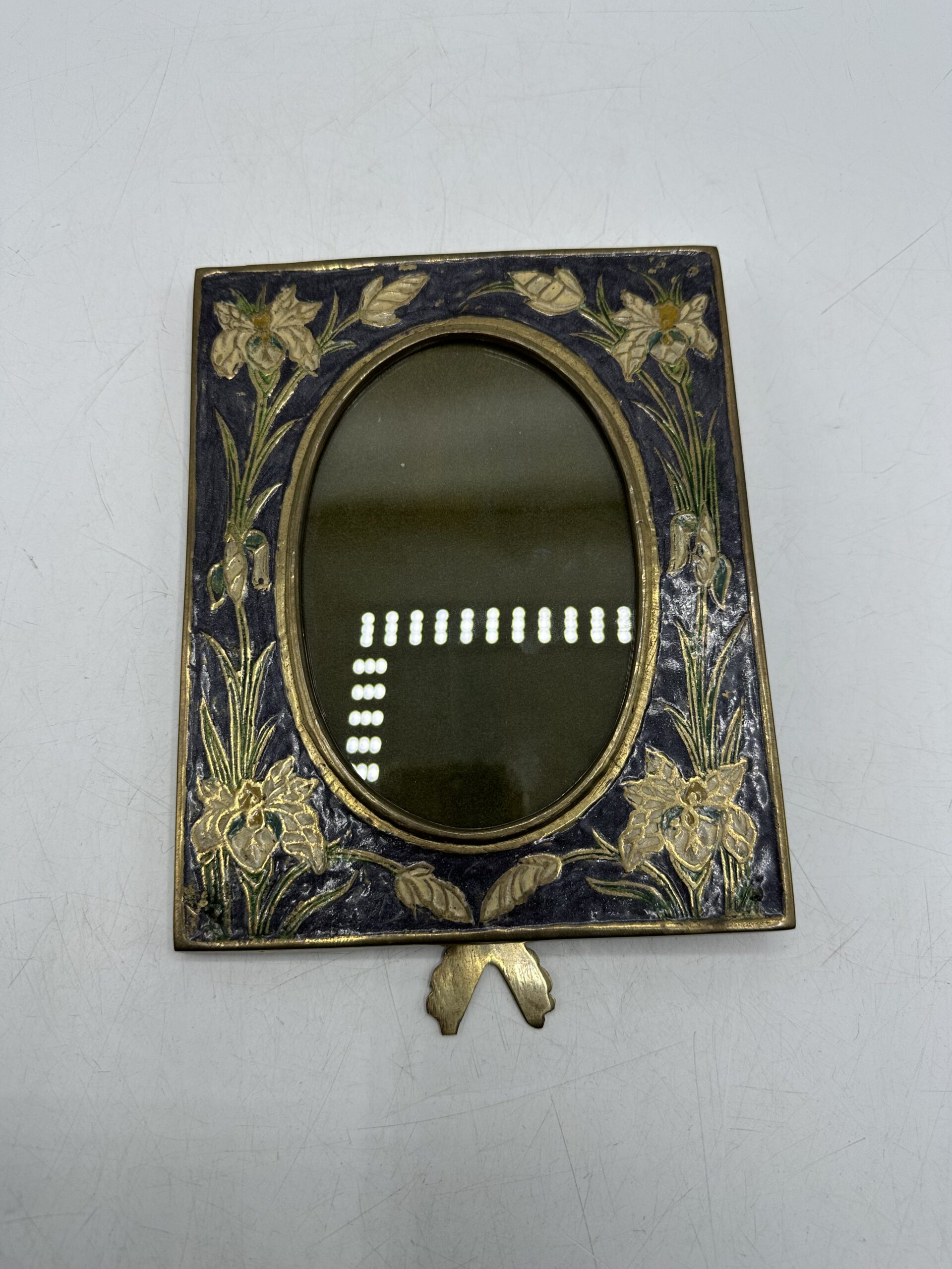 Ancien cadre fleuri en laiton et gravé – Image 2