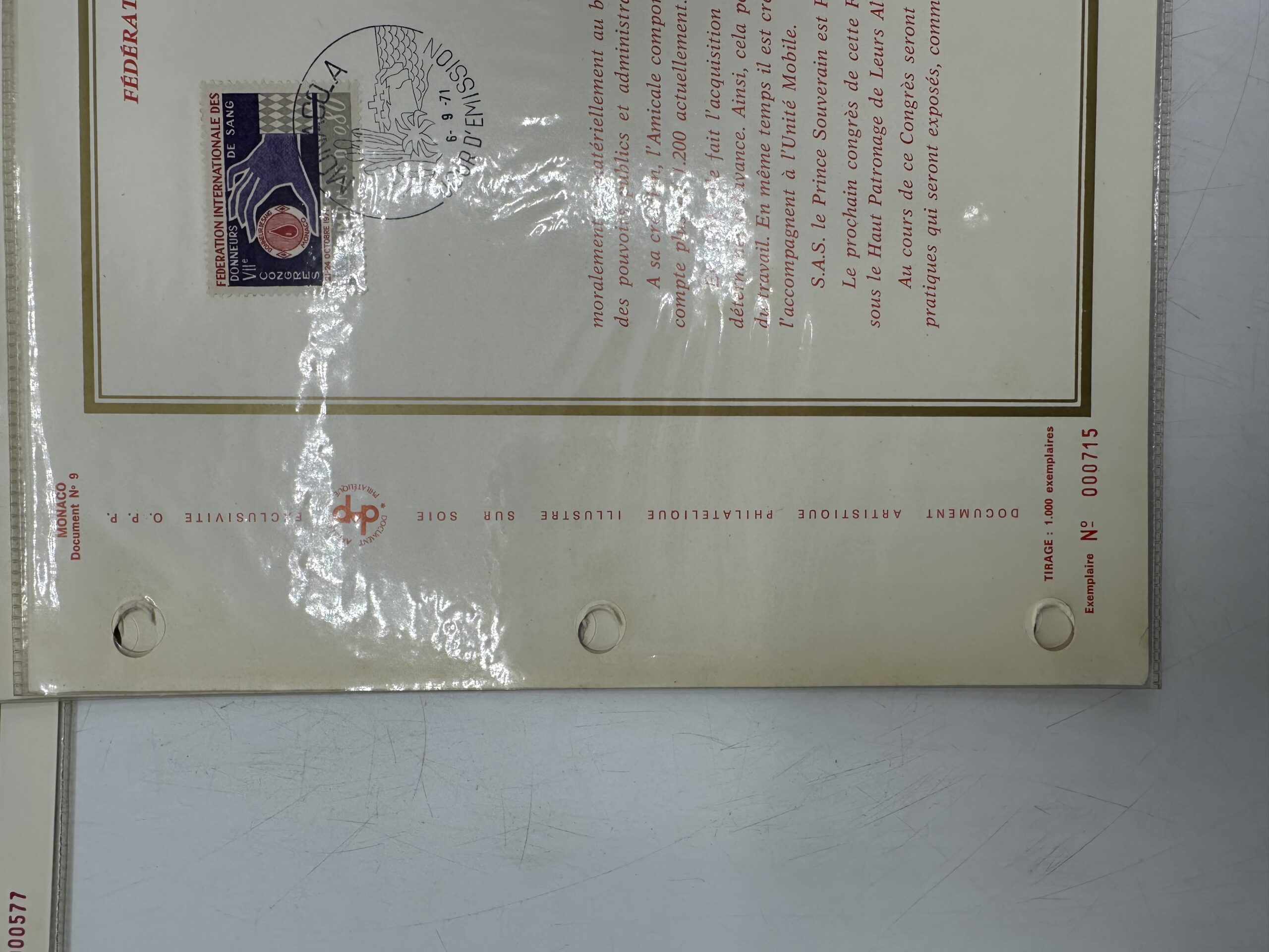 32 timbres documents philatéliques sur soie Monaco Andorre 1971 – Image 7