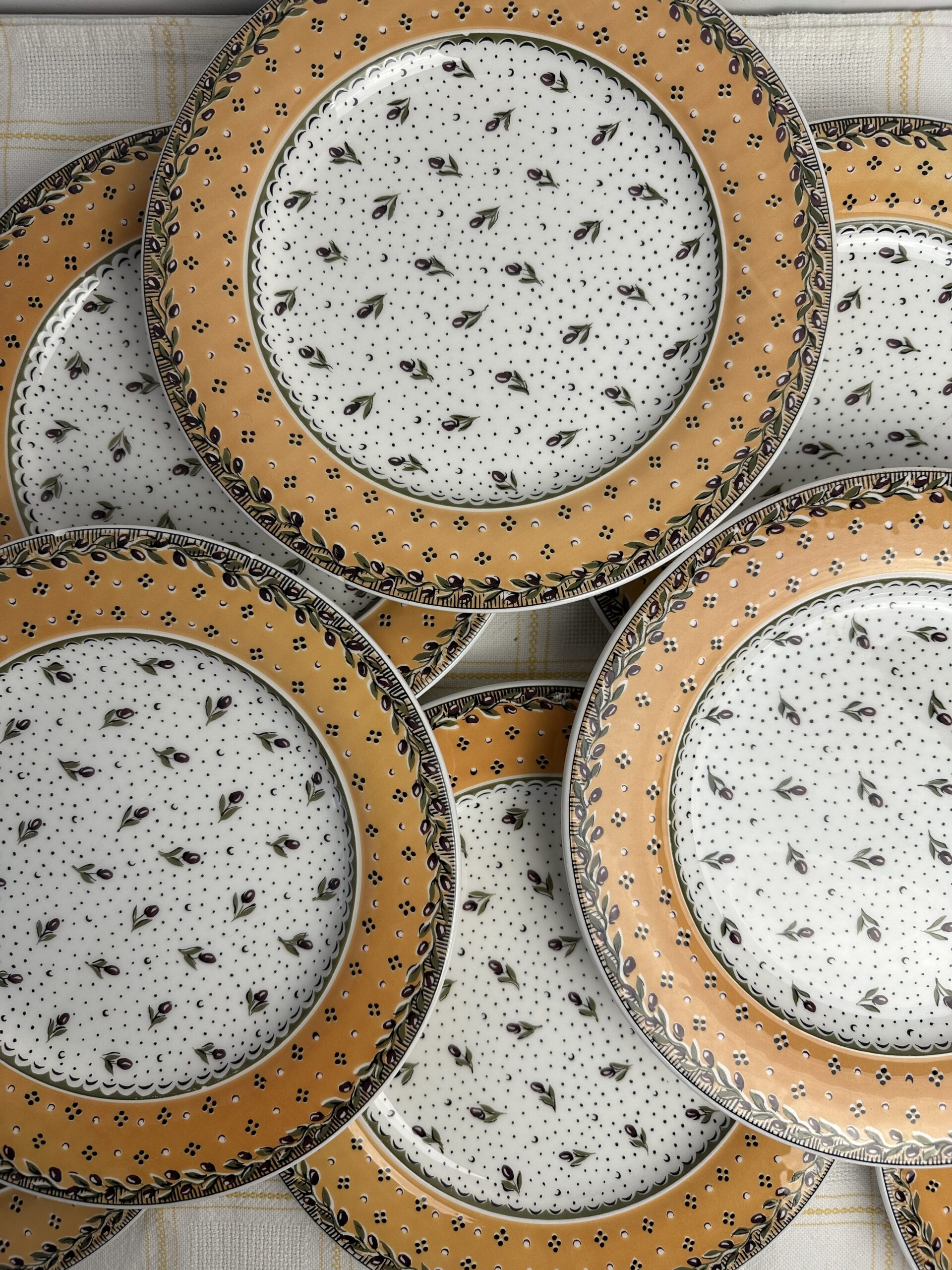 8 assiettes Geneviève Lethu Mado 1996