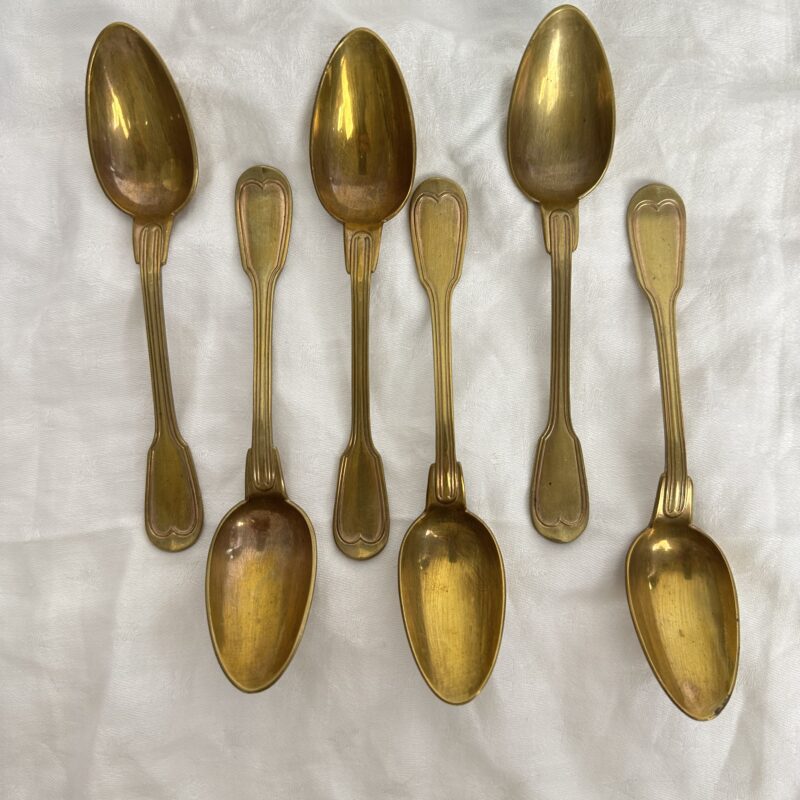 6 petites cuillères en Vermeil
