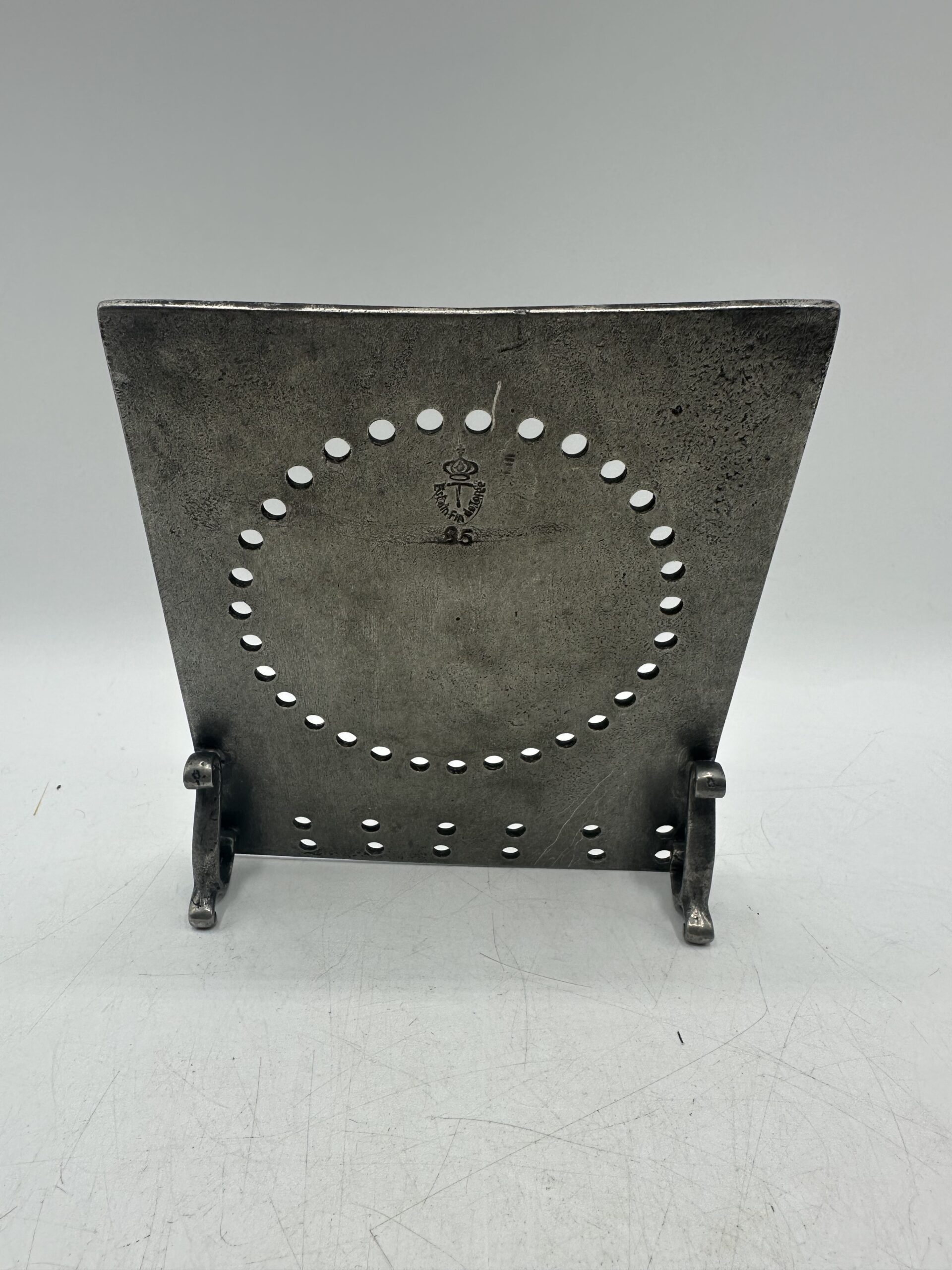 Ancien calendrier perpétuel étain – Image 8