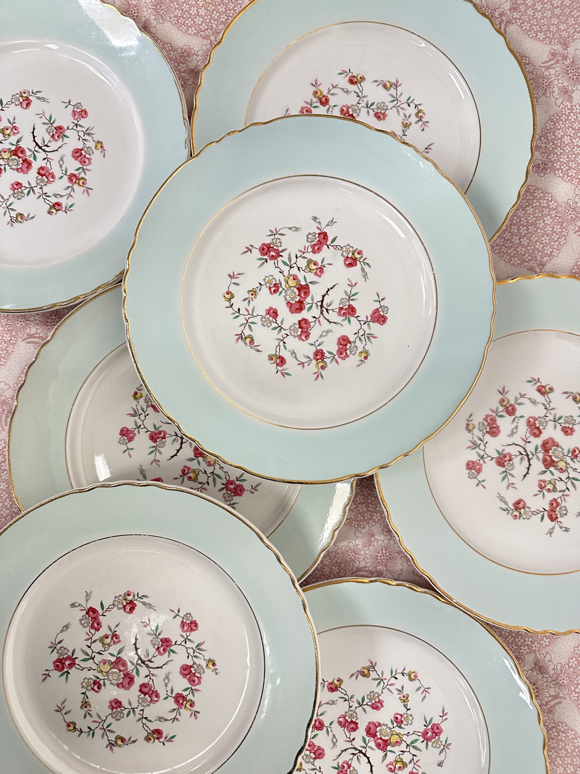 7 assiettes fleuries Moulin des Loups Orchies