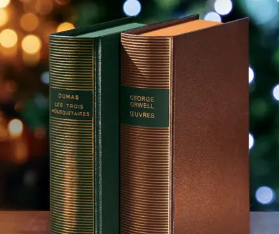 Sélection de volumes de la collection La Pléiade disponibles en seconde main à la Ressourcerie Histoires Sans Fin.