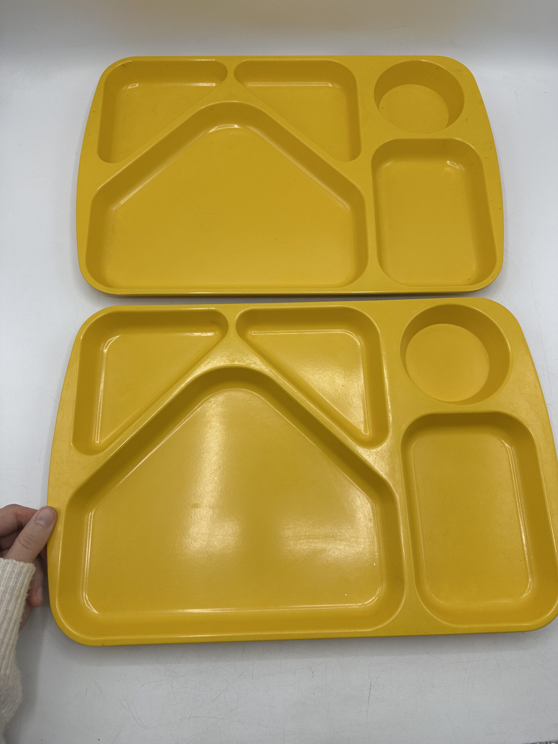 Duo plateau télé vintage mélamine – Image 9